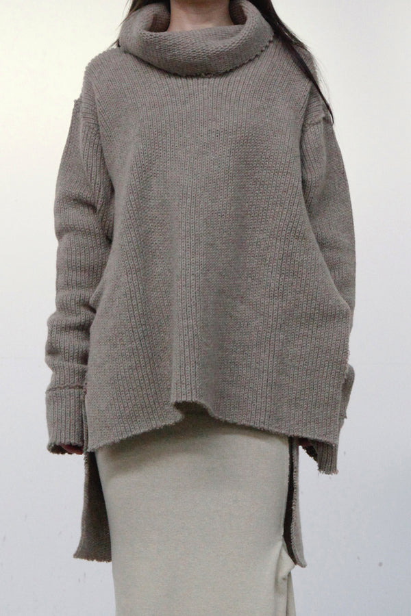Marc le bihan round neck sweater 2772 taupe gray -brown